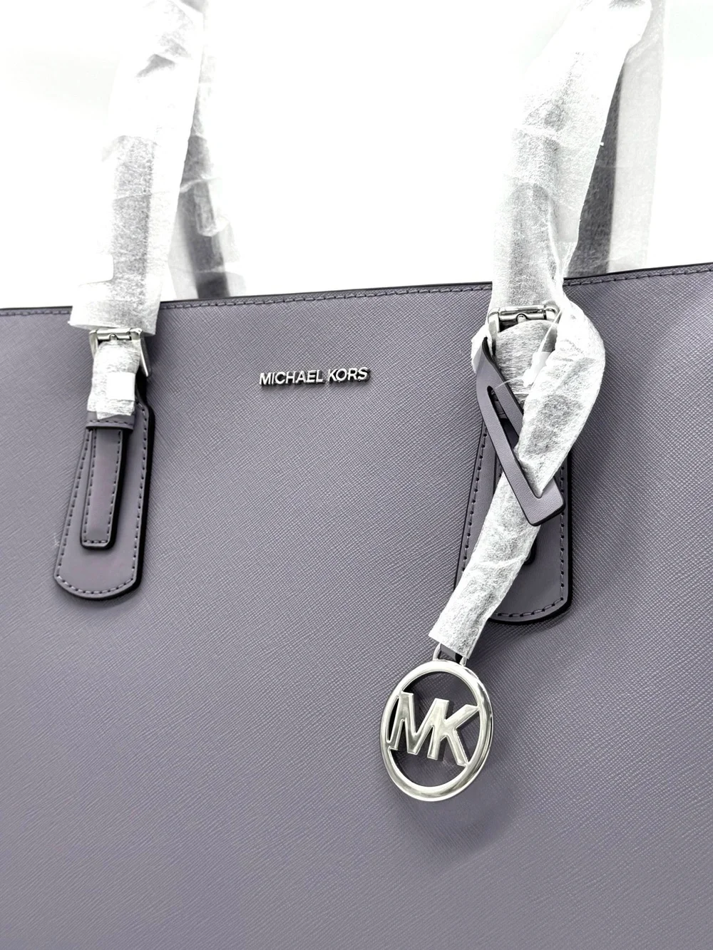 Michael Kors Voyager Large Leather Tote Bag - Lilac
